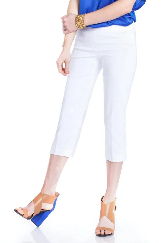 Pull-On Capri Pants In White