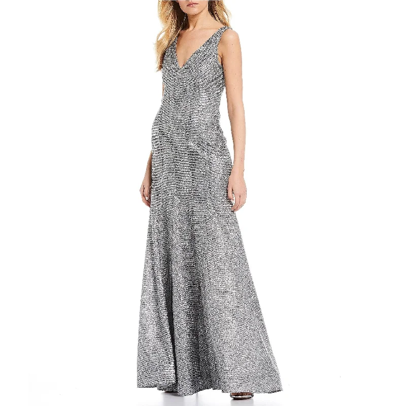 Sequin Hearts Women's Glitter V-Neck Trumpet Gown Silver Size 0